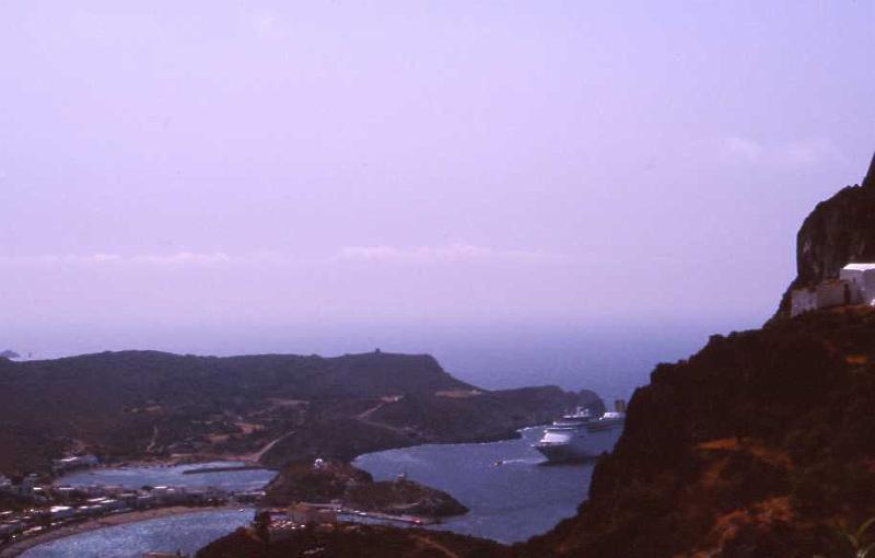 40-Kithira (le due baie di Kapsali,da Hora),19 luglio 1997.jpg